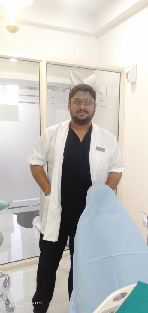 Dr Anubhav